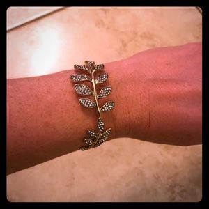 Stella and Dot Olive bracelet